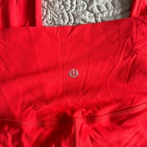 Lululemon align 25 in in red, size 10